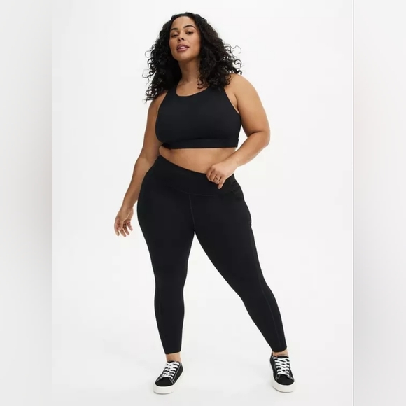 Torrid NWOT Tru By Torrid Full Length Side Pocket Active Leggings - Picture 2 of 9